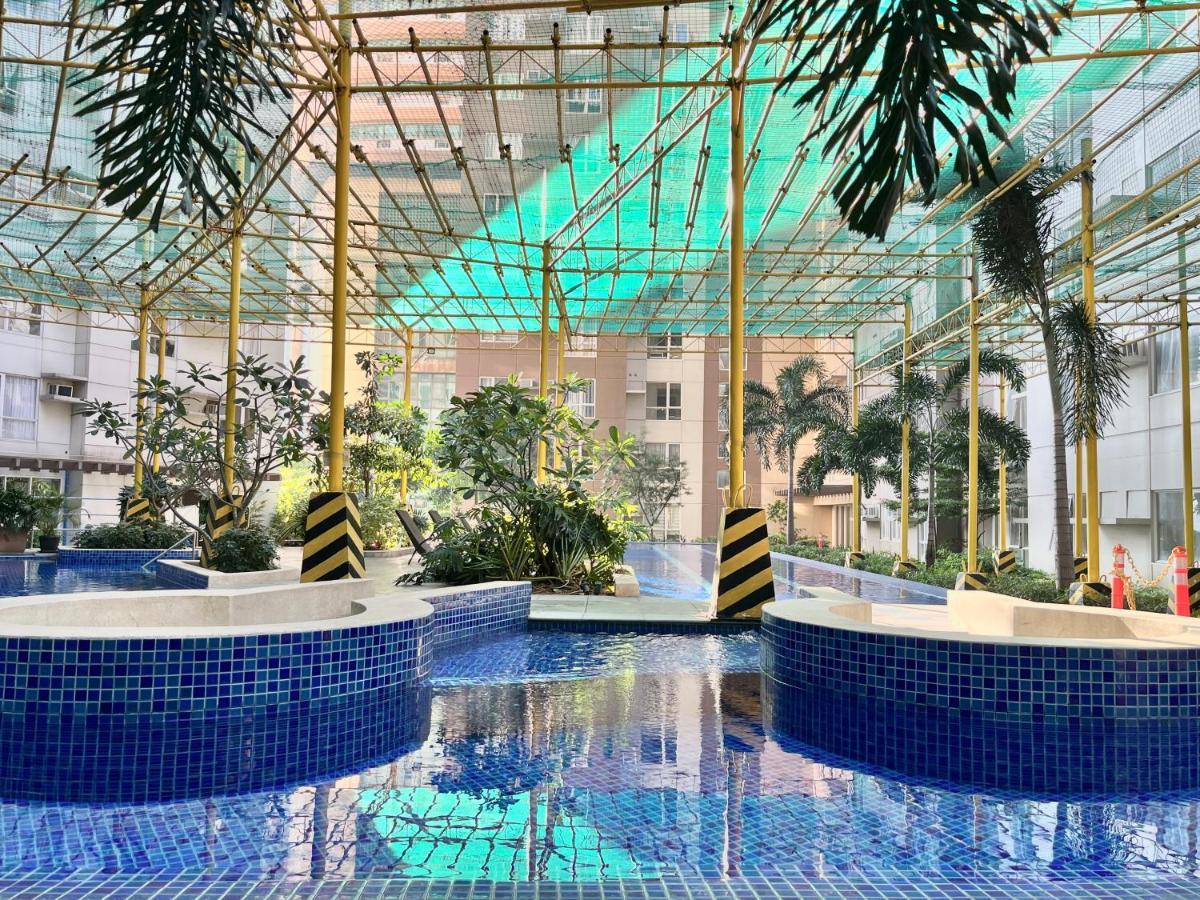 Apartment Camari Mandaluyong Staycation 1 With Ps4, 400Mbps Wifi, Pool, Netflix Near Mrt Boni, Bgc, Megamall, Makati Manila
