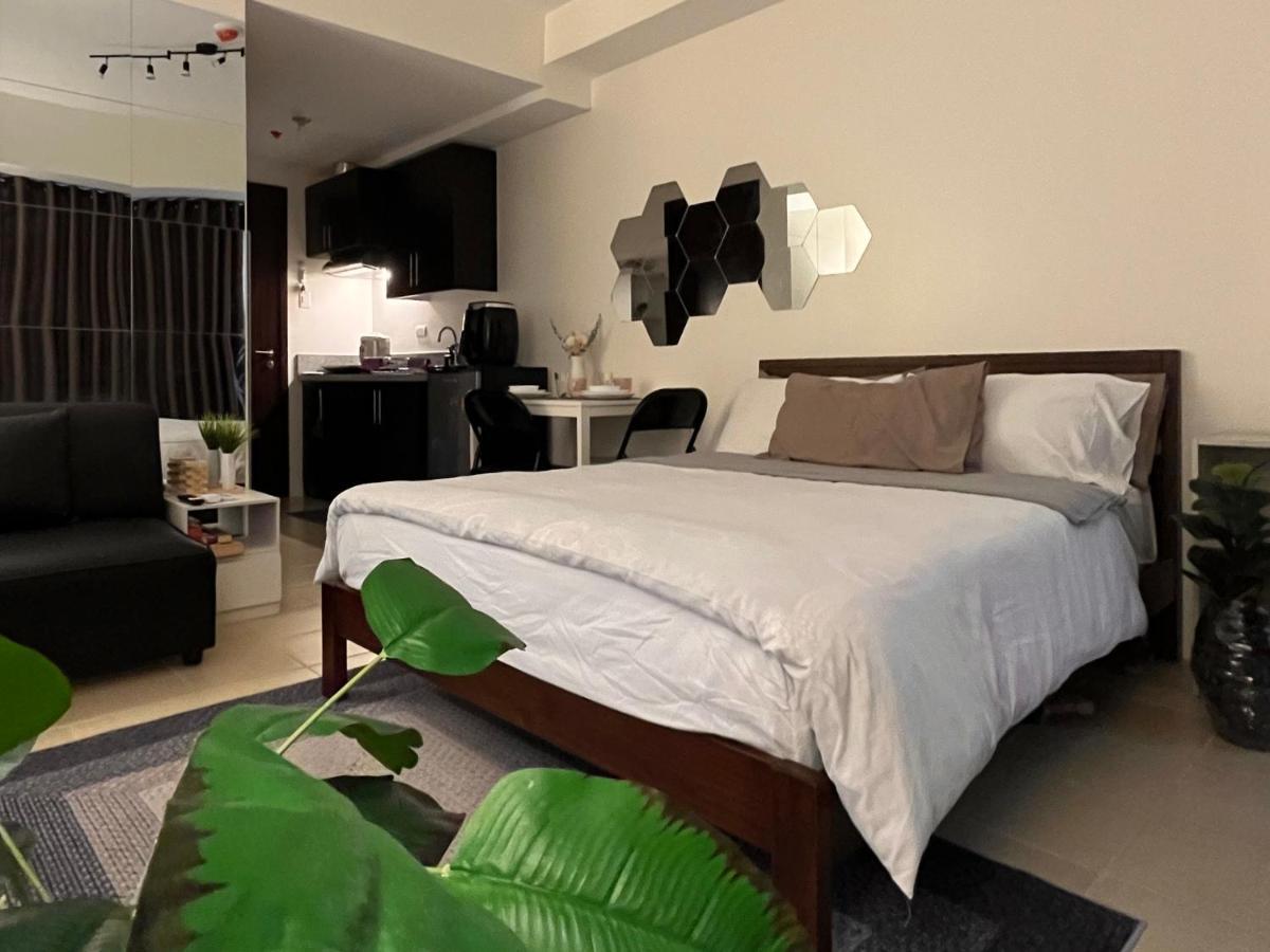 Apartment Camari Mandaluyong Staycation 1 With Ps4, 400Mbps Wifi, Pool, Netflix Near Mrt Boni, Bgc, Megamall, Makati *