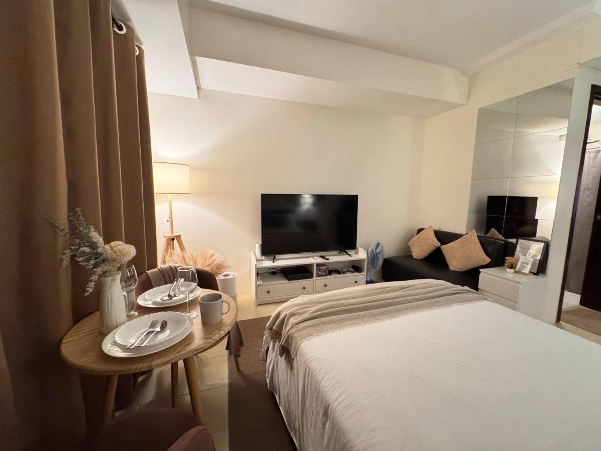 Apartment Camari Mandaluyong Staycation 1 With Ps4, 400Mbps Wifi, Pool, Netflix Near Mrt Boni, Bgc, Megamall, Makati Manila