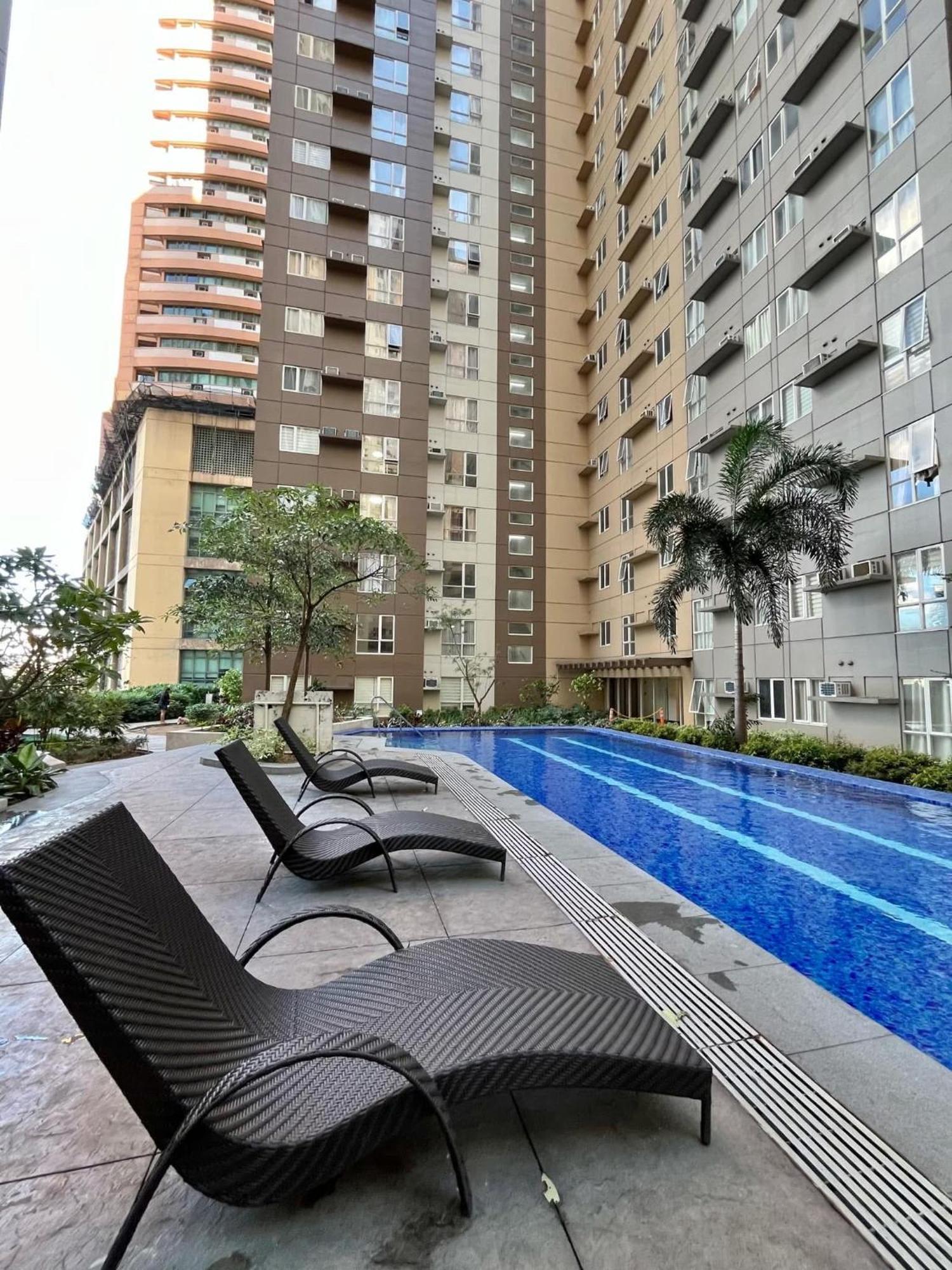 Apartment Camari Mandaluyong Staycation 1 With Ps4, 400Mbps Wifi, Pool, Netflix Near Mrt Boni, Bgc, Megamall, Makati *
